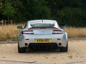 Bild 27/50 von Aston Martin V8 Vantage (2006)