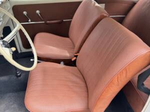 Afbeelding 21/27 van Volkswagen Käfer 1300 (1966)