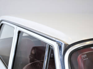 Image 5/63 of Alfa Romeo Giulia 1600 Super Biscione (1969)