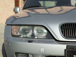 Bild 22/49 von BMW Z3 3.0i (2001)