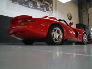 Image 37/50 de Dodge Viper RT&#x2F;10 (1994)