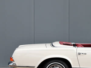 Image 4/56 de Mercedes-Benz 280 SL (1969)