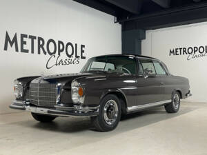 Image 1/28 of Mercedes-Benz 280 SE 3,5 (1970)