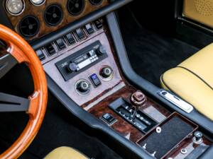 Immagine 17/32 di Jensen Interceptor MK III (1974)