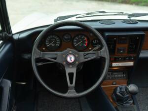 Image 43/50 of FIAT Spider 2000 Pininfarina 50th Anniversary Edition (1981)