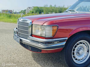 Image 19/50 of Mercedes-Benz 350 SE (1973)