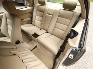 Imagen 11/74 de Mercedes-Benz E 320 (1994)