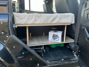 Image 86/93 of Land Rover Defender 110 (2014)