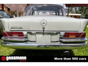 Image 5/15 of Mercedes-Benz 220 SE b (1961)