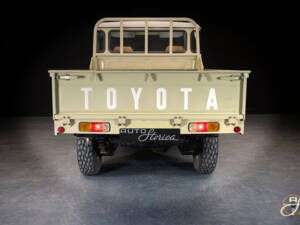 Image 4/21 of Toyota Land Cruiser FJ 45 (1980)