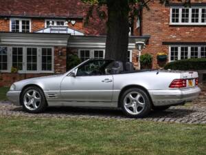 Image 10/37 of Mercedes-Benz SL 320 (2000)