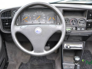 Bild 44/50 von Saab 900 2.1 i 16V (1993)