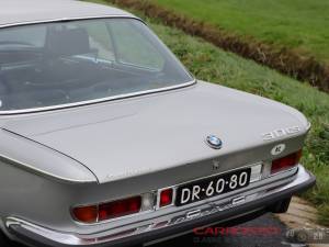Image 13/50 de BMW 3,0 CS (1972)