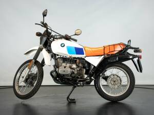 Image 1/49 of BMW DUMMY (1983)