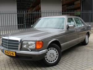 Image 1/7 of Mercedes-Benz 500 SEL (1987)