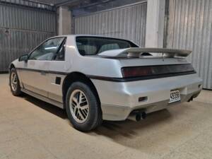 Image 7/7 of Pontiac Fiero GT (1985)