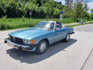 Image 65/82 of Mercedes-Benz 560 SL (1986)