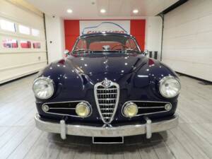 Afbeelding 2/15 van Alfa Romeo 1900 C Super Sprint Berlina (1955)