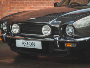 Bild 3/31 von Aston Martin V8 EFi Volante (1988)