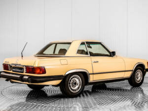 Image 18/34 of Mercedes-Benz 380 SL (1982)