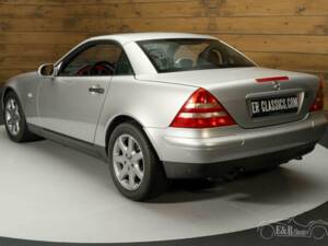 Immagine 13/19 di Mercedes-Benz SLK 230 Kompressor (1999)