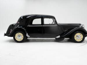 Image 6/15 of Citroën Traction Avant 15&#x2F;6 (1954)