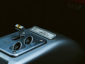 Image 24/27 of Ferrari 360 Modena (2001)