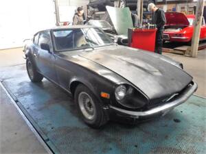 Image 35/46 of Datsun 240 Z (1972)