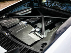 Image 3/50 de Audi R8 V10 GT RWD (2023)