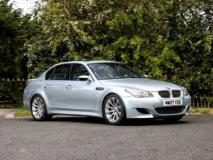 Bild 3/14 von BMW M5 (2007)