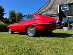 Image 3/35 de Jaguar Type E 3.8 (1963)