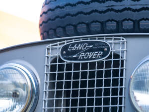 Image 15/31 of Land Rover 107 (1957)