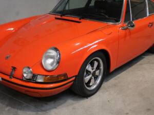 Image 3/12 of Porsche 911 2.7 (1973)