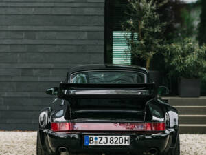 Image 21/95 de Porsche 911 Turbo 3.3 (1991)