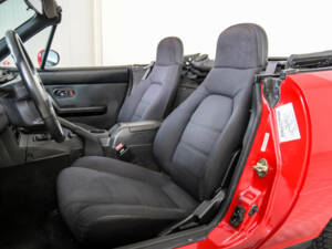 Bild 15/50 von Mazda MX-5 1.6 (1992)