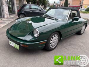 Bild 1/10 von Alfa Romeo 2.0 Spider (1992)