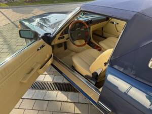 Bild 6/30 von Mercedes-Benz 500 SL (1982)