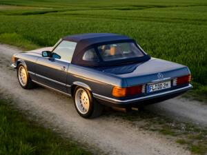 Immagine 38/42 di Mercedes-Benz 300 SL (1986)