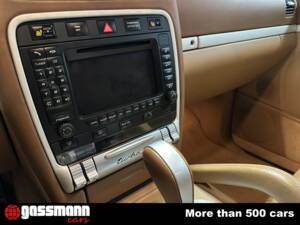 Bild 12/15 von Porsche Cayenne Turbo S (2006)