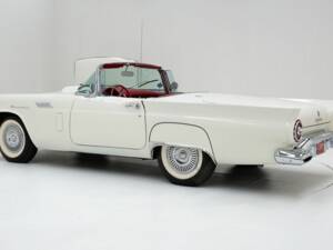 Imagen 4/15 de Ford Thunderbird (1956)