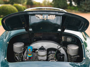 Image 16/25 de Porsche 356 A 1600 S Speedster (1958)