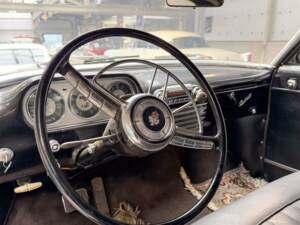 Image 6/27 of Packard Series 2631 (1953)