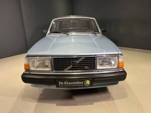 Image 3/63 of Volvo 244 (1981)