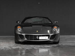 Imagen 2/72 de Ferrari 599 GTB Fiorano (2006)