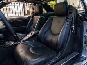 Bild 27/33 von Mercedes-Benz SL 600 (2002)