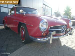 Image 4/10 of Mercedes-Benz 190 SL (1957)