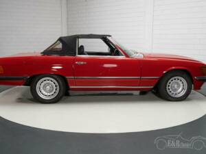 Image 8/19 de Mercedes-Benz 280 SL (1975)