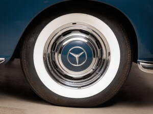 Bild 17/44 von Mercedes-Benz 300 S Cabriolet A (1953)
