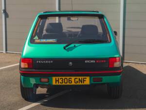 Bild 35/50 von Peugeot 205 GTi 1.9 (1991)