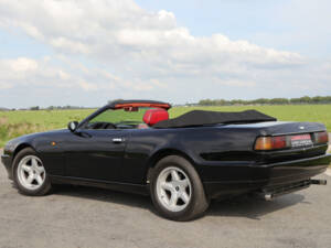 Bild 32/44 von Aston Martin Virage Volante (1993)